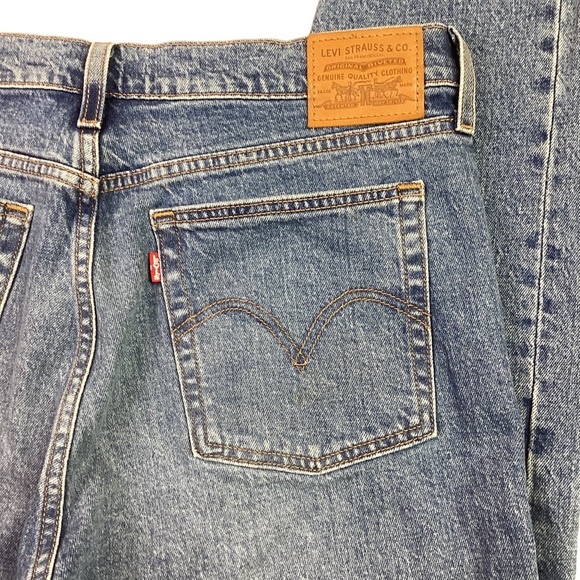 Levi’s Premium Wedgie  Buttonfly Jeans - Picture 10 of 12